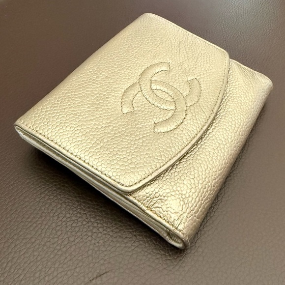 CHANEL Caviar Skin CoCo Mark Bifold Wallet Purse - Picture 4 of 14